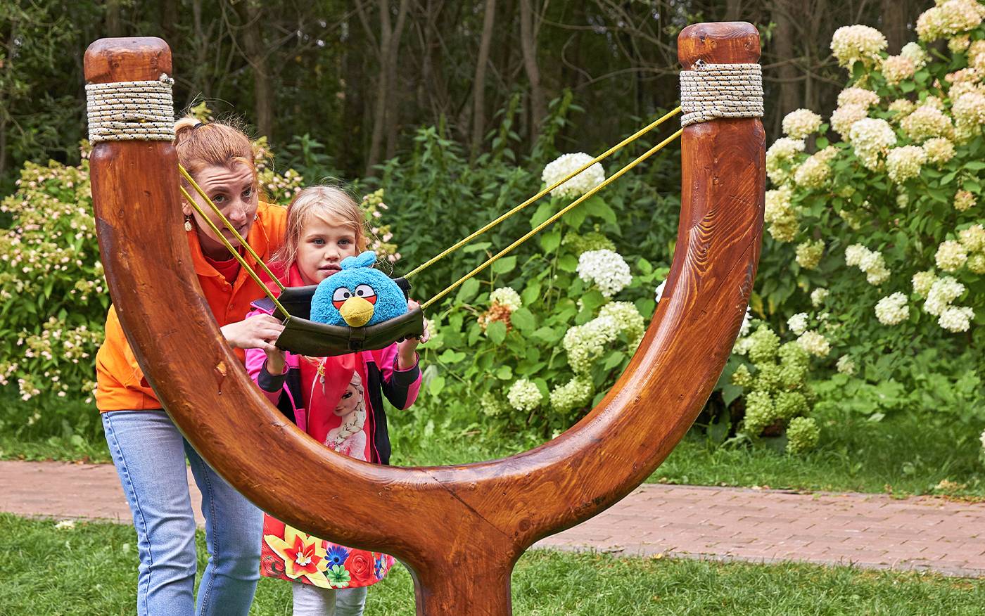 Надувной дартс