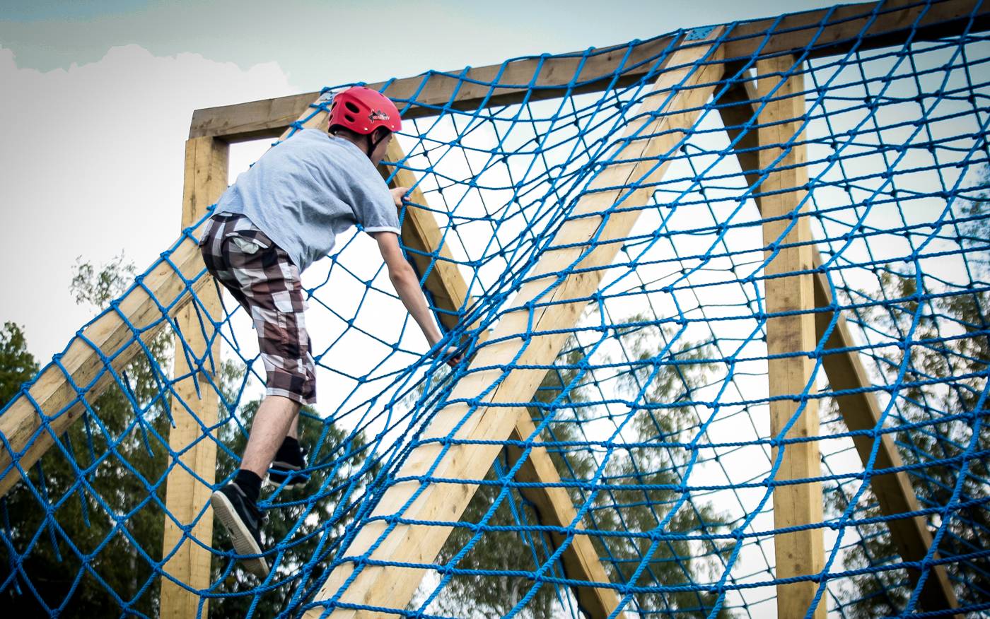 Армейская стена